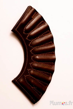 Support d’éventail en cuir cousu - 10 emplacements - chocolat